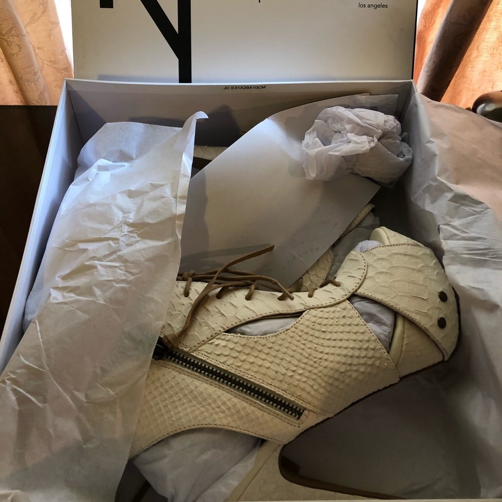 NEW Kate Ferguson Eraussi Ice - Cream Leather 7.5 - Picture 5 of 6